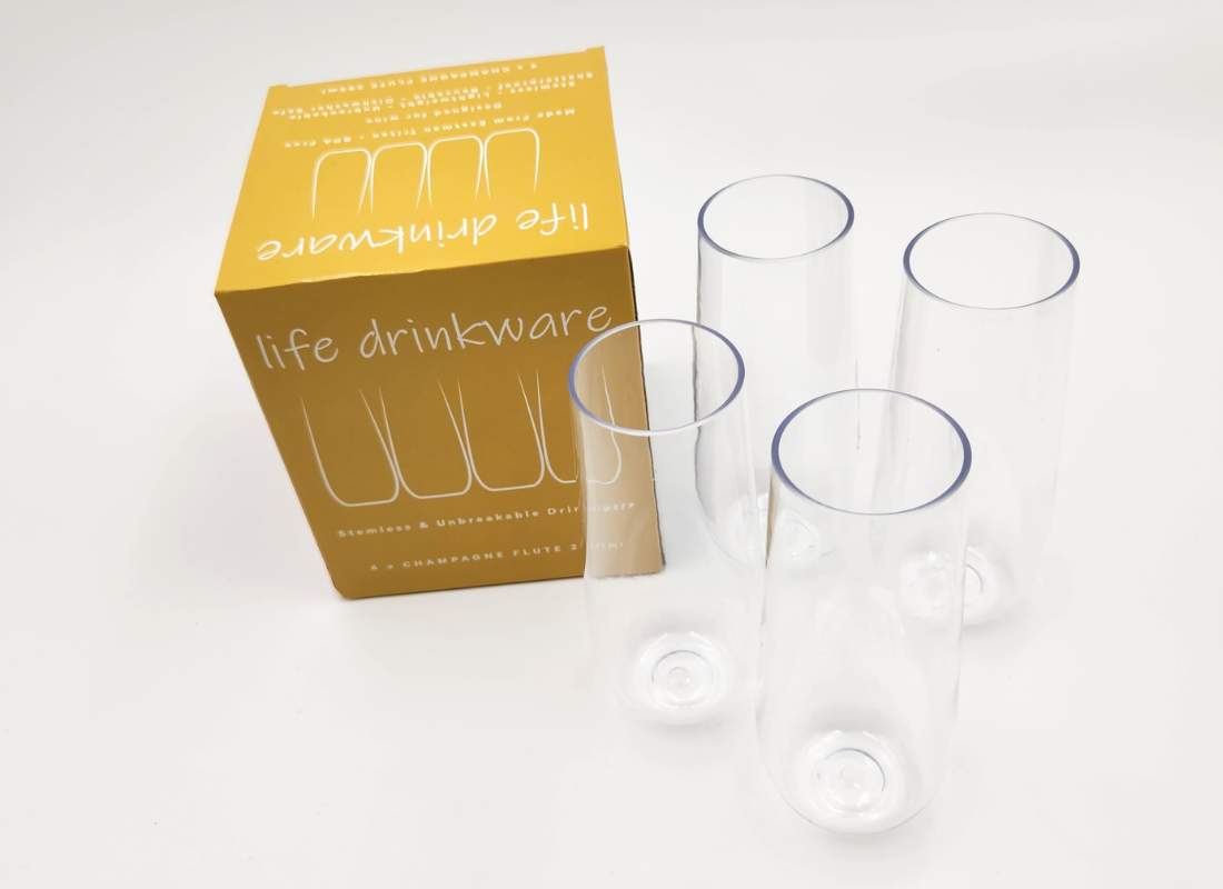 CYCA champagne flutes